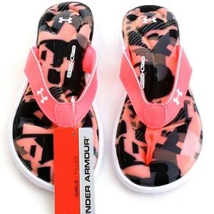 NWT UNDER ARMOUR Girls Marbella Alpha VI Slides